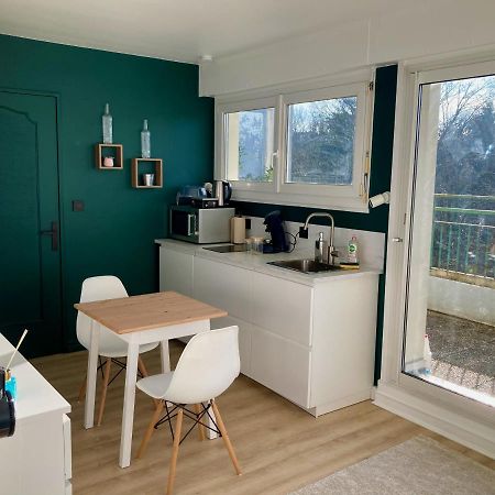 Appartement Avec Terrasse Et Parking Gratuit Accole Montbéliard Eksteriør billede